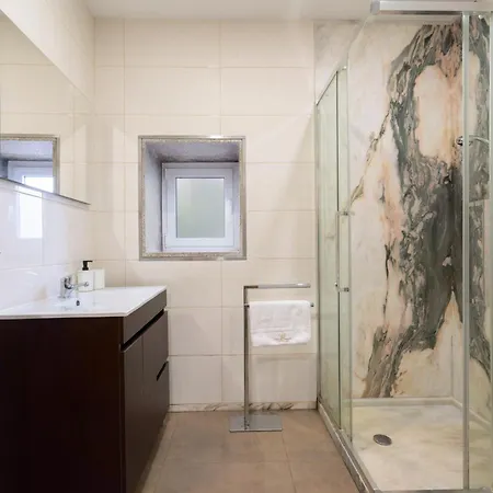 Casa Da Petisqueira 61 - Paredes-oporto * Rebordosa