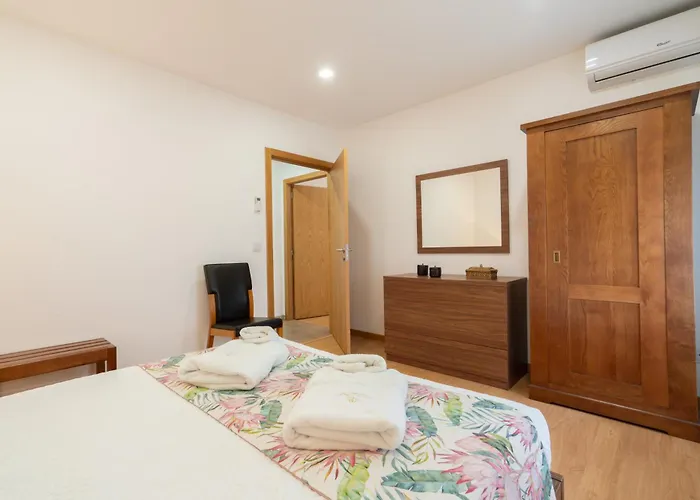 Casa Da Petisqueira 61 - Paredes-oporto *