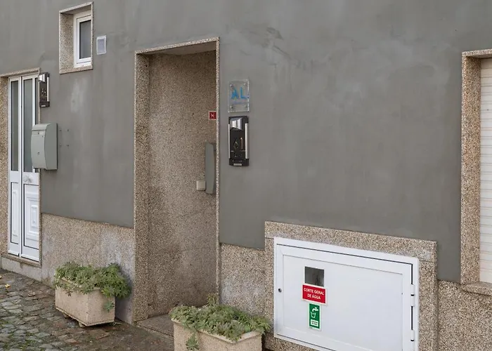 Casa Da Petisqueira 61 - Paredes-oporto *